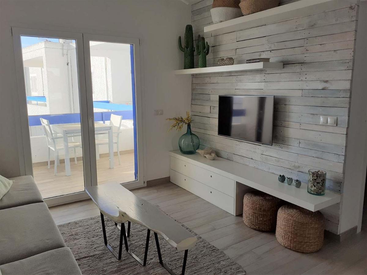 Precioso Apartamento A 20 Metros Del Mar Agua Amarga  Luaran gambar